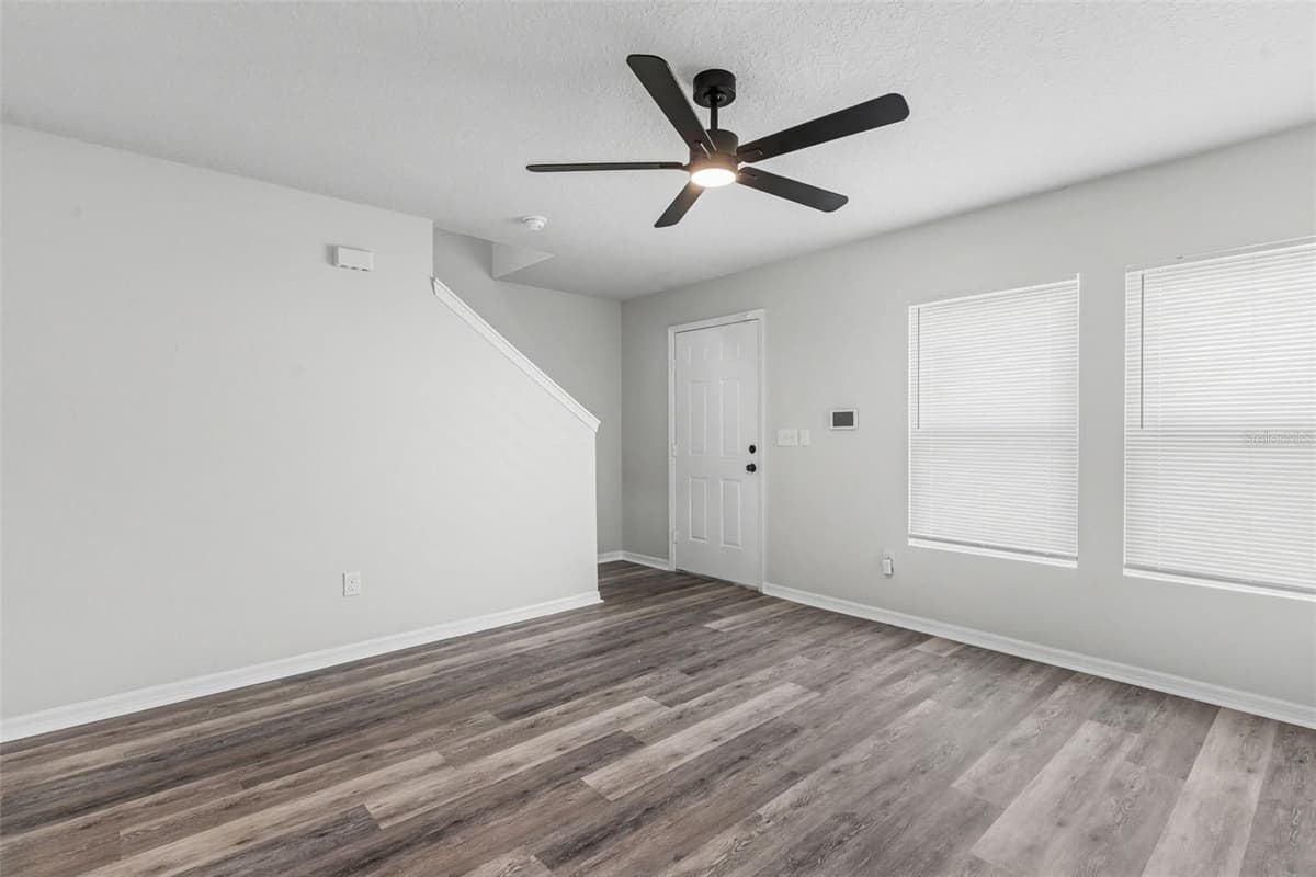 232 BEGONIA LANE — photo 7 of 18