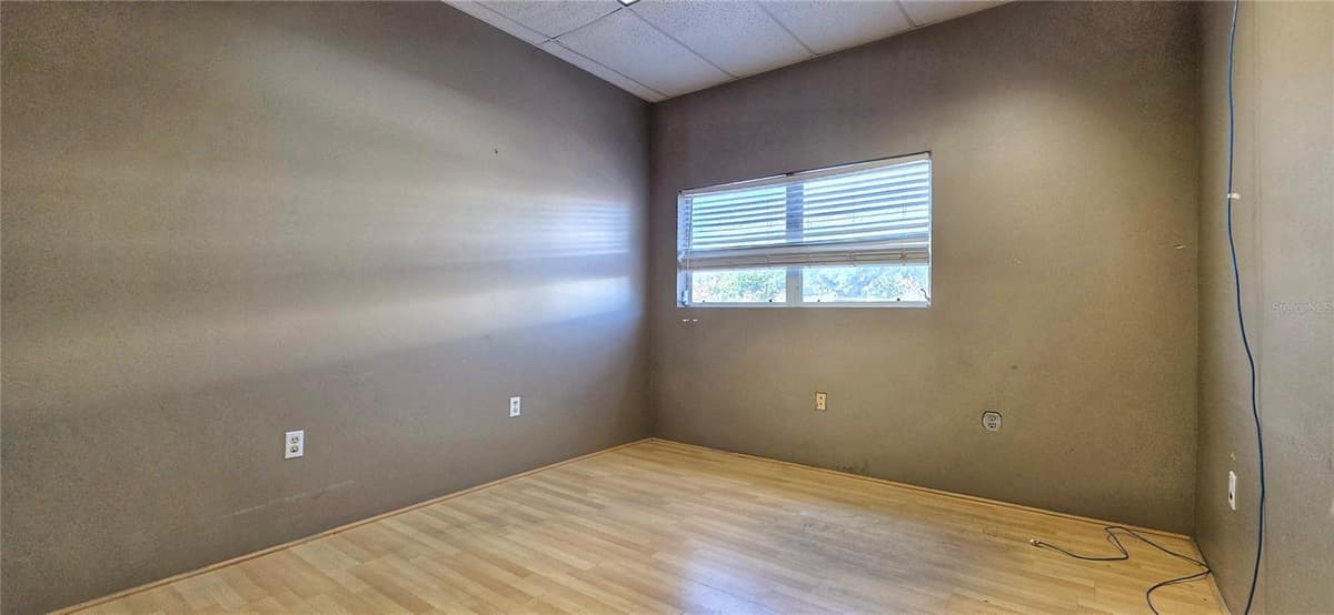 9324 EDEN AVENUE — photo 30 of 42
