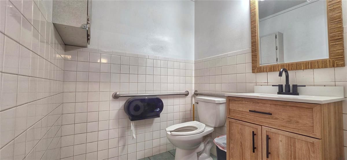 9324 EDEN AVENUE — photo 32 of 42