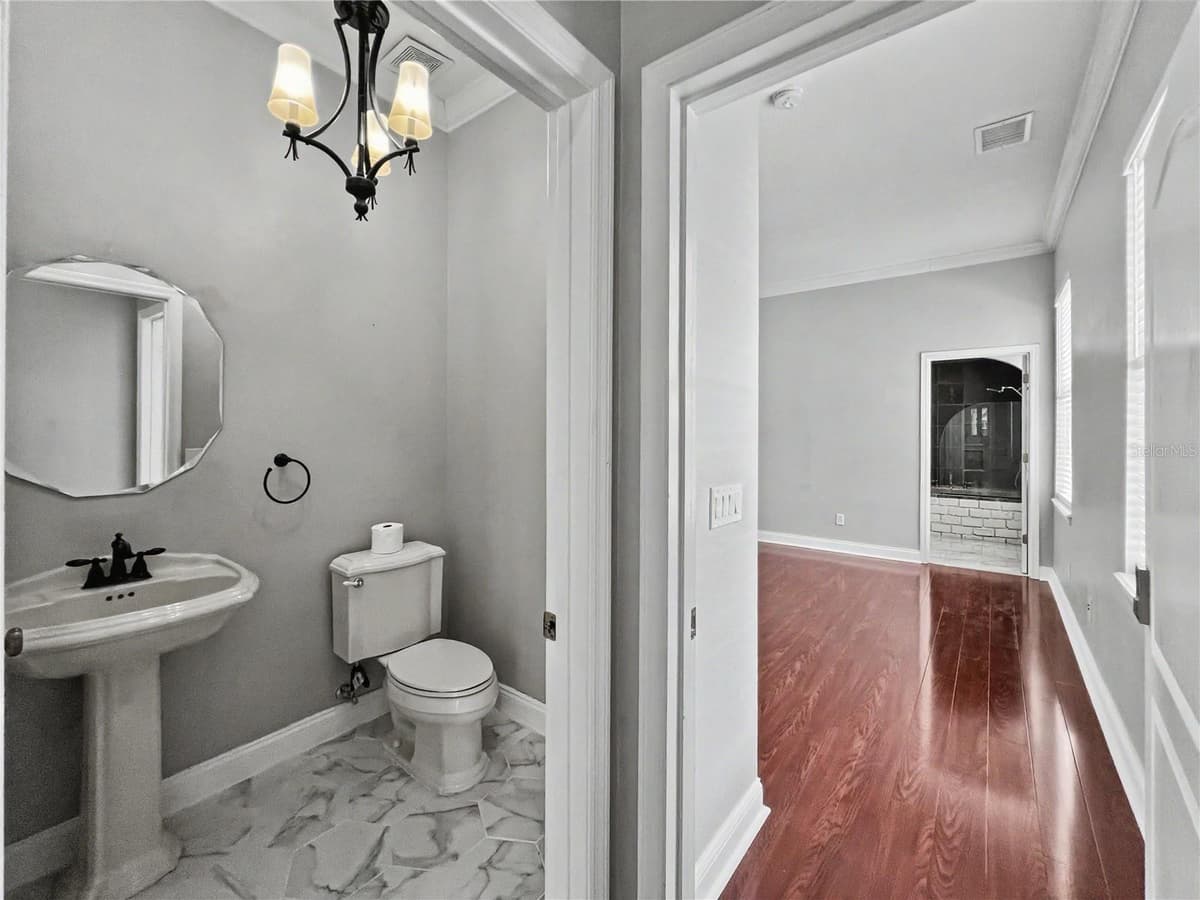 205 VILLAGE STREET — photo 22 of 58
