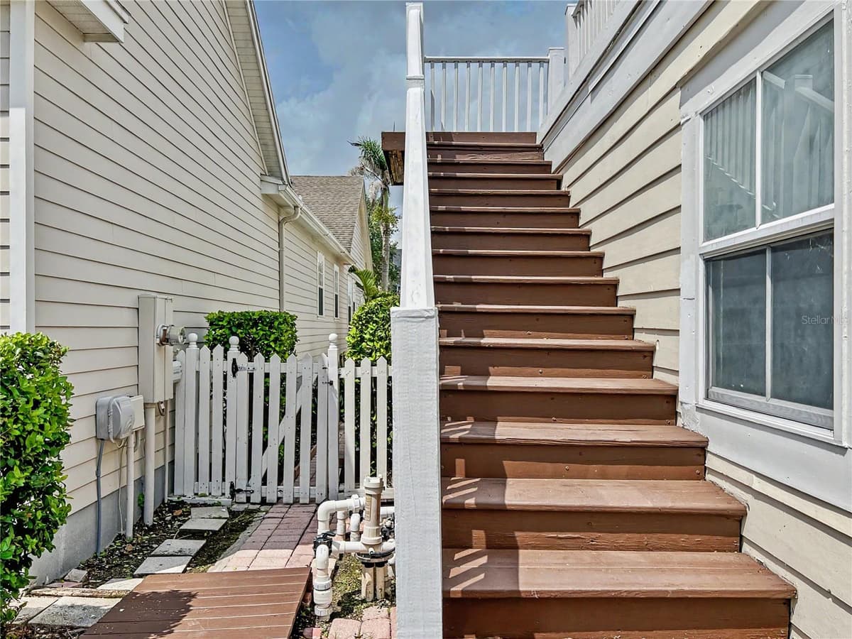 205 VILLAGE STREET — photo 52 of 58