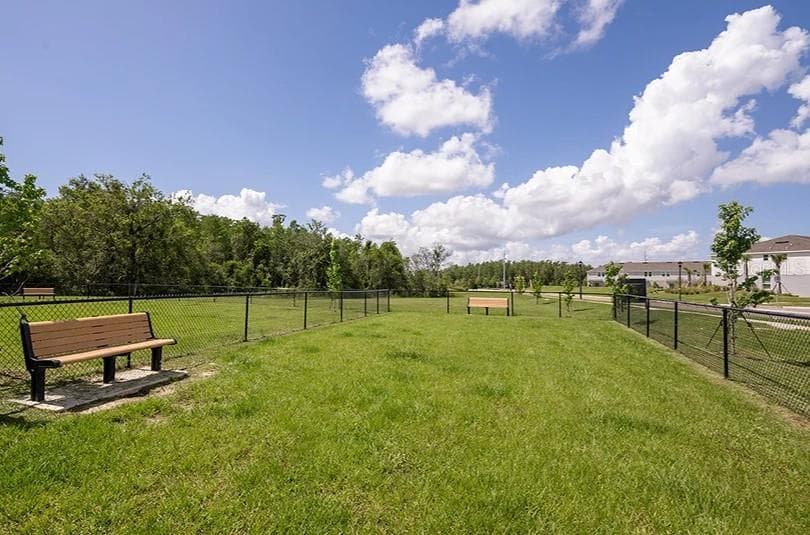 2106 PARSLEY DRIVE — photo 2 of 4