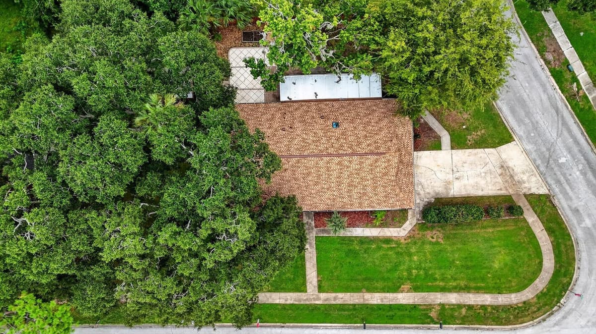 475 WOODSTOCK DRIVE — photo 45 of 45