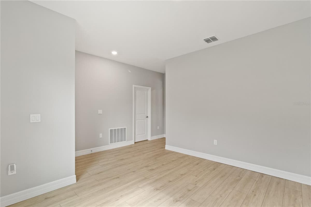 3647 SUMMER HAVEN LANE — photo 15 of 16