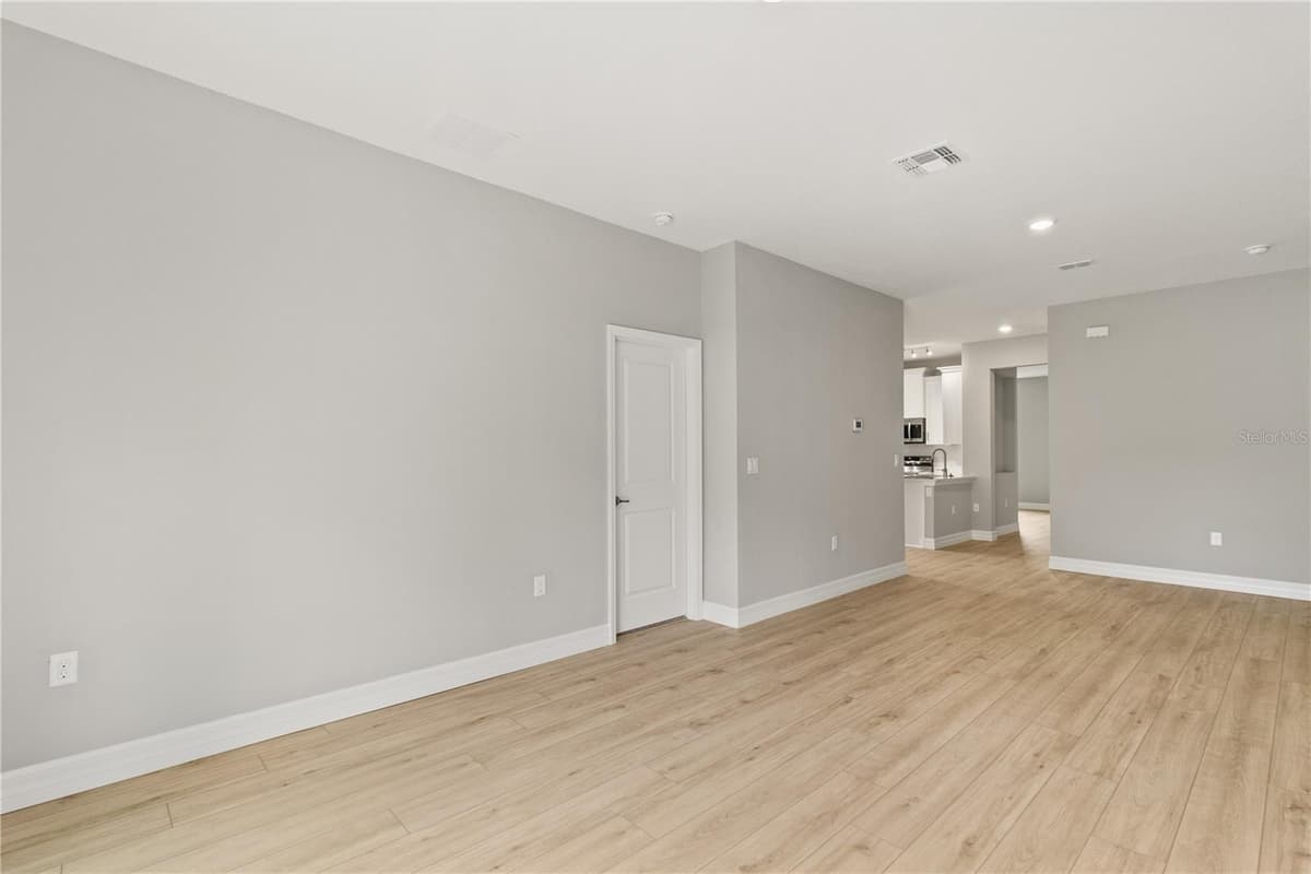 3647 SUMMER HAVEN LANE — photo 13 of 16