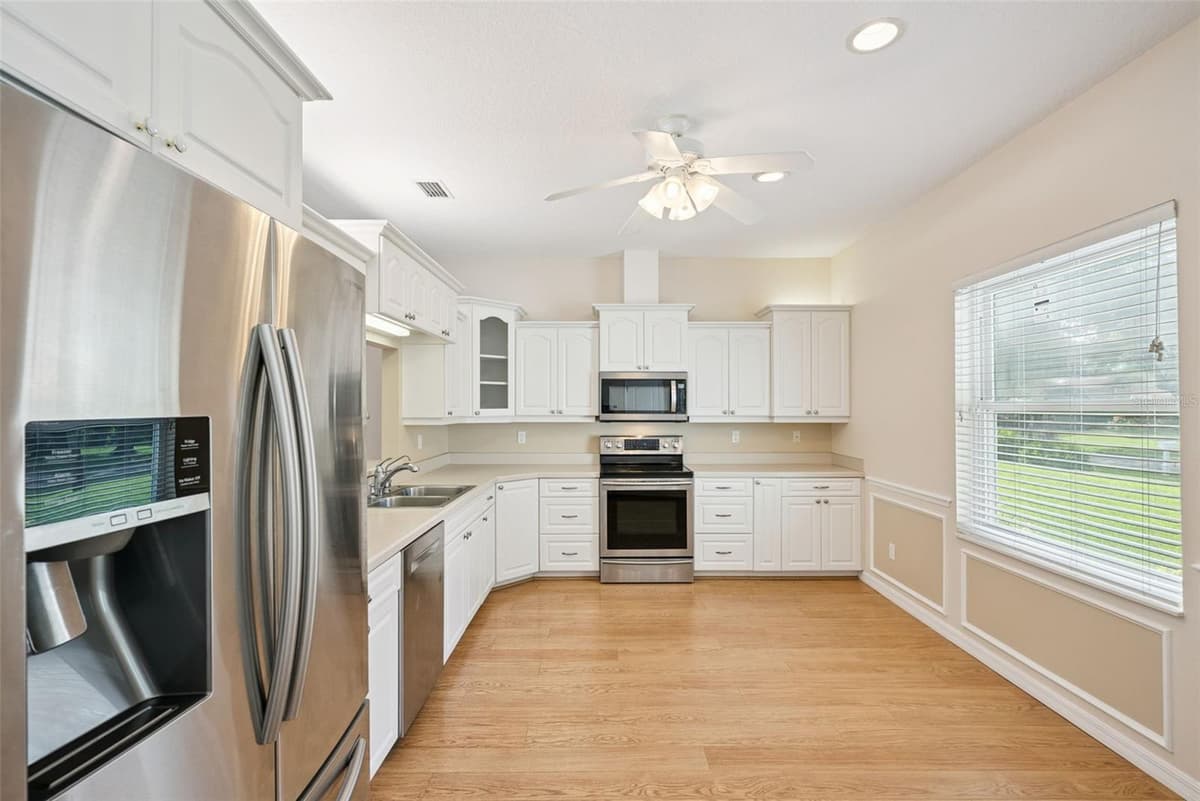 173 FLAMINGO RD — photo 9 of 38