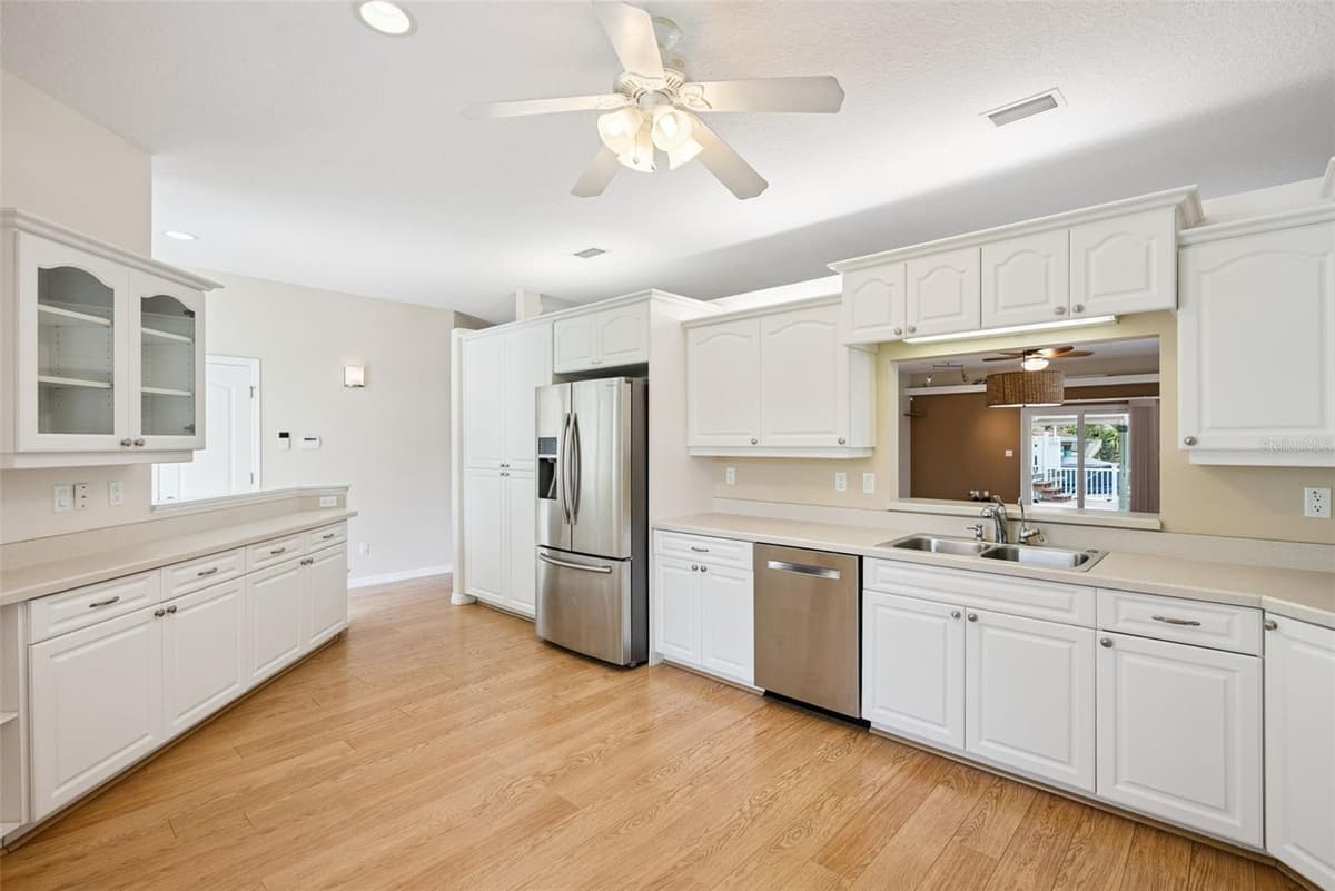 173 FLAMINGO RD — photo 7 of 38