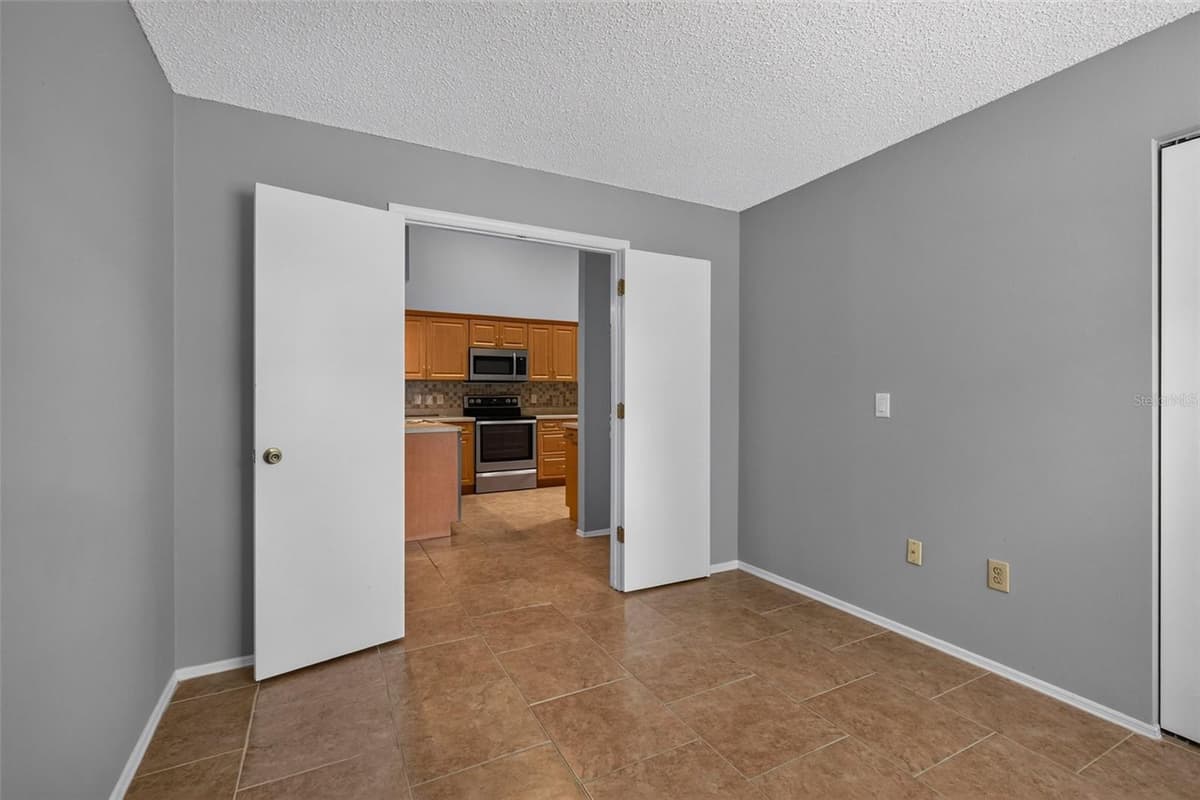 39650 US HIGHWAY 19 — photo 13 of 55
