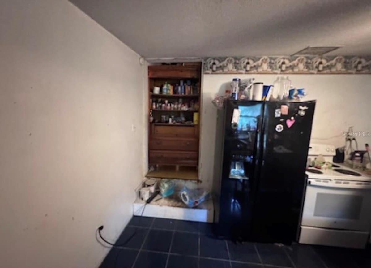 38124 ILLINOIS STREET — photo 21 of 24