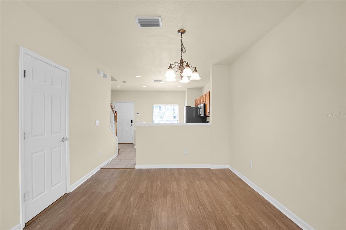 6544 ARCHING BRANCH CIRCLE — photo 15 of 51