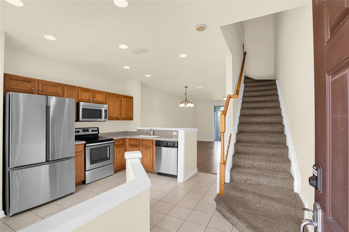 6544 ARCHING BRANCH CIRCLE — photo 7 of 51