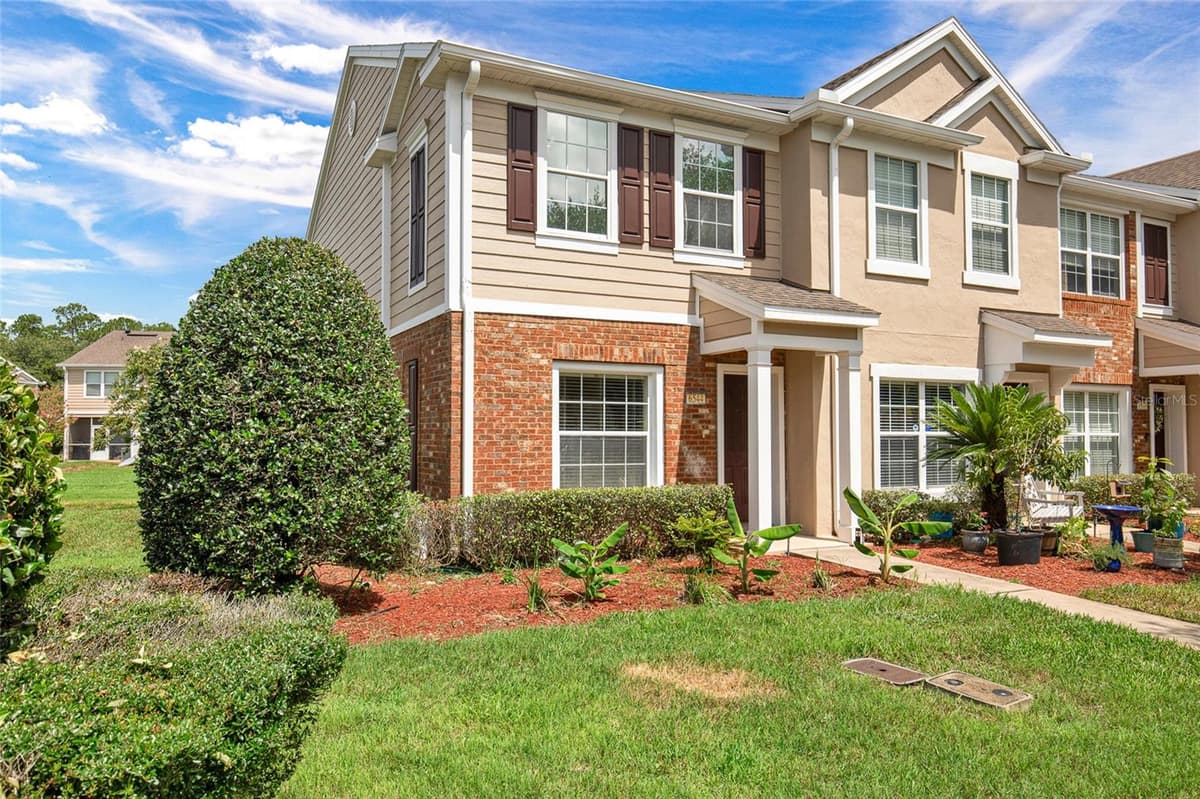 6544 ARCHING BRANCH CIRCLE — photo 4 of 51