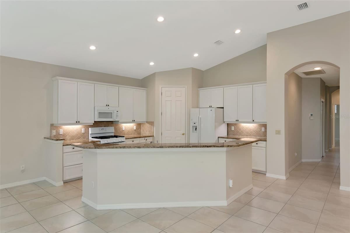 1353 EMERALD DUNES DRIVE — photo 15 of 47
