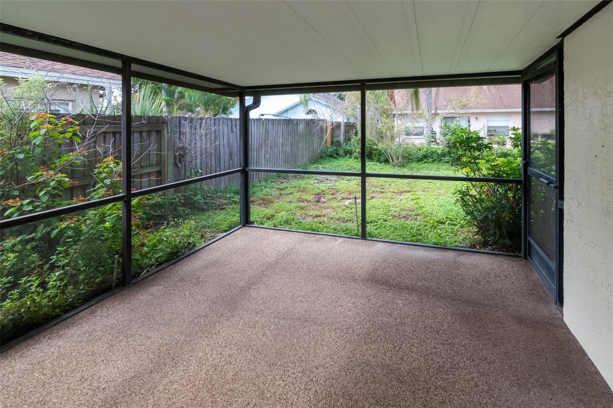 10913 FENWAY GLEN COURT — photo 23 of 27