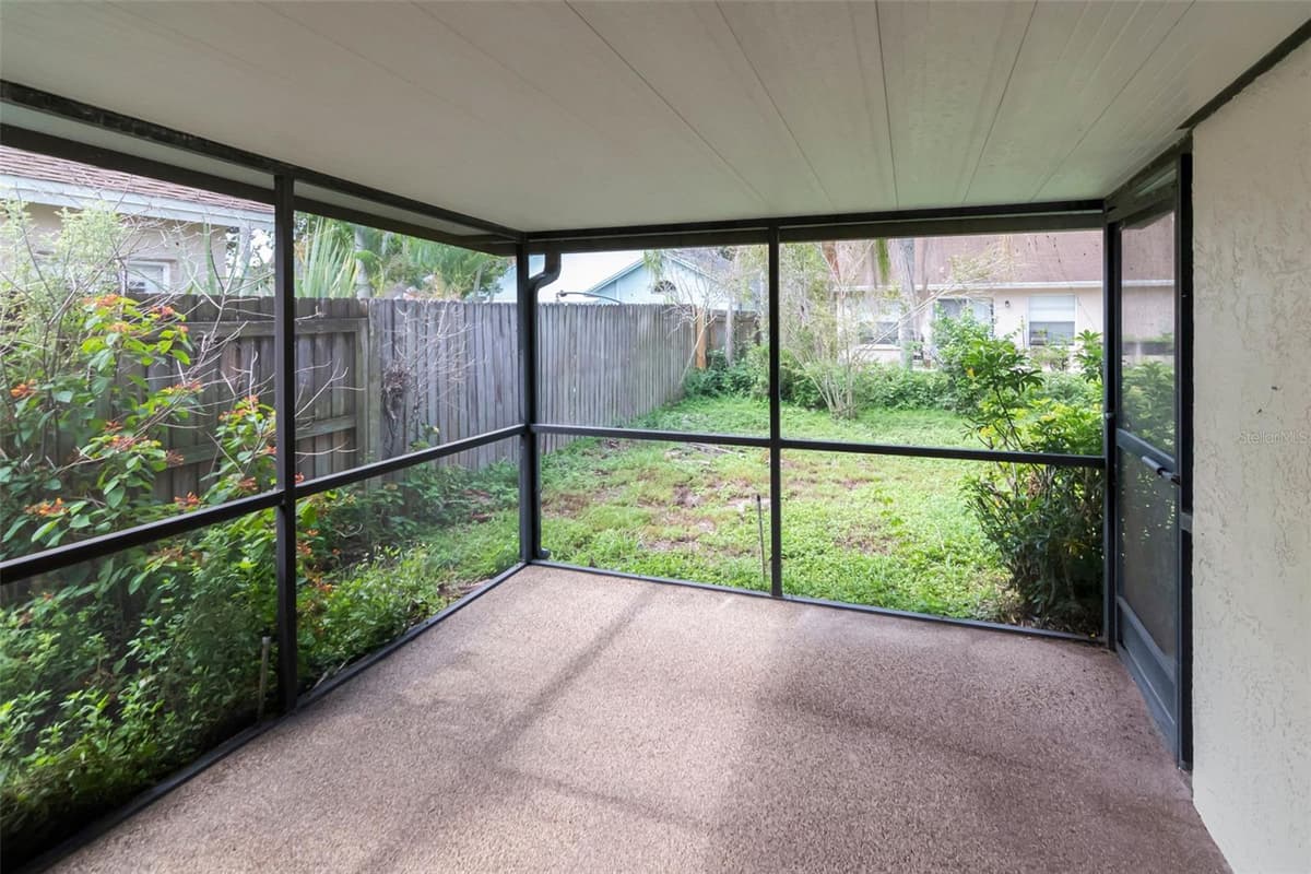 10913 FENWAY GLEN COURT — photo 22 of 27