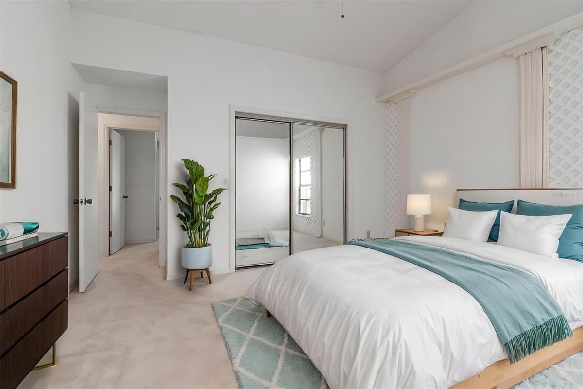 10913 FENWAY GLEN COURT — photo 11 of 27