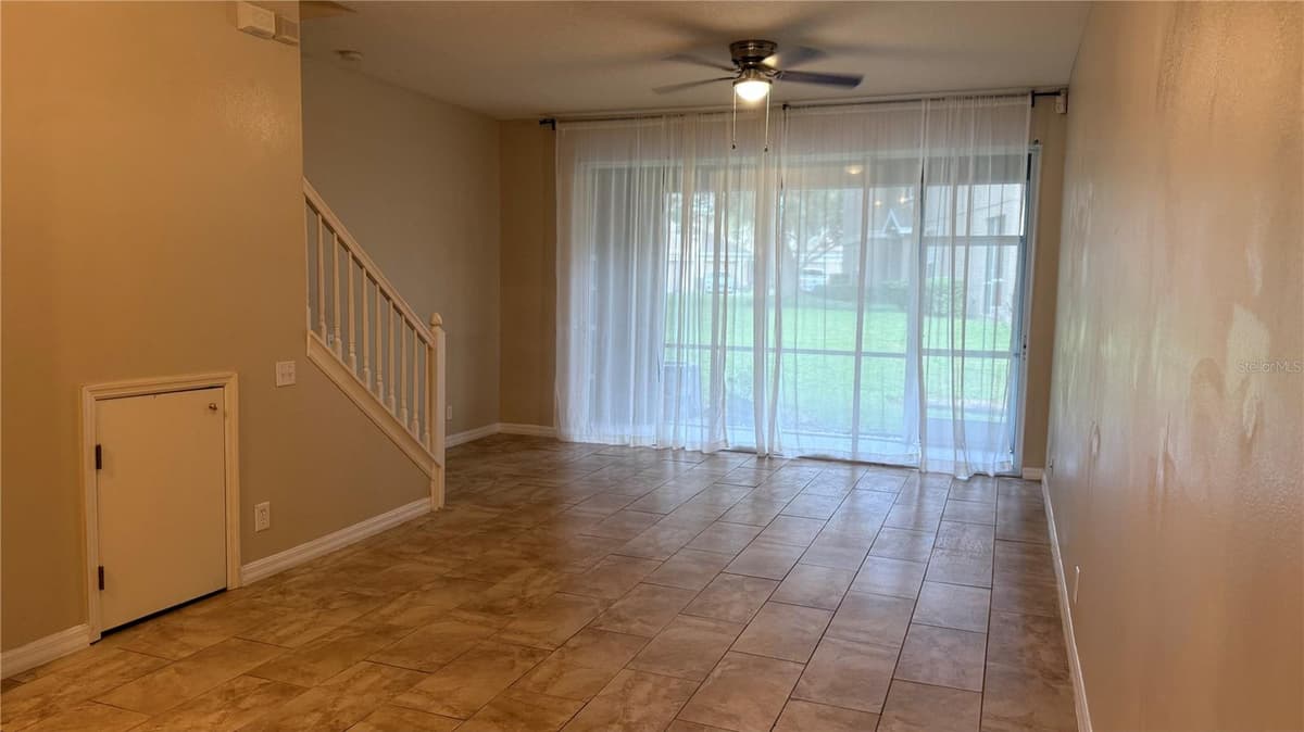 4135 BISMARCK PALM DRIVE — photo 4 of 45