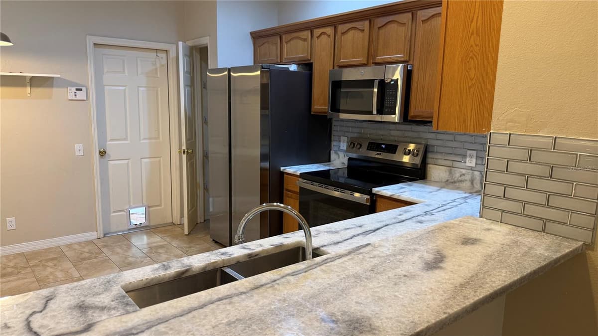 4135 BISMARCK PALM DRIVE — photo 9 of 45