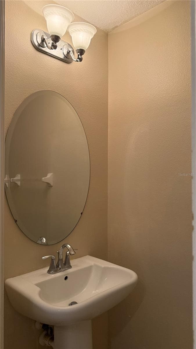 4135 BISMARCK PALM DRIVE — photo 15 of 45