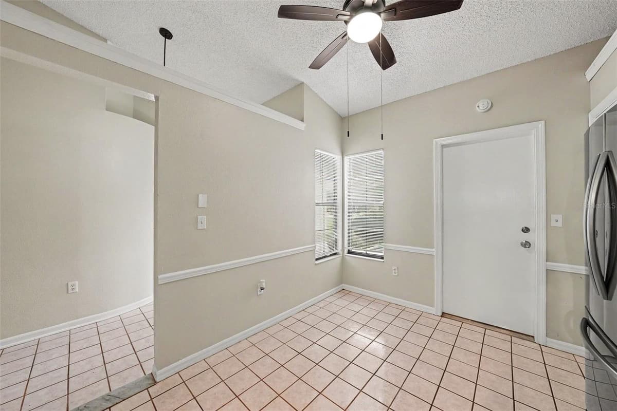 8116 MATTHEW DRIVE — photo 7 of 15
