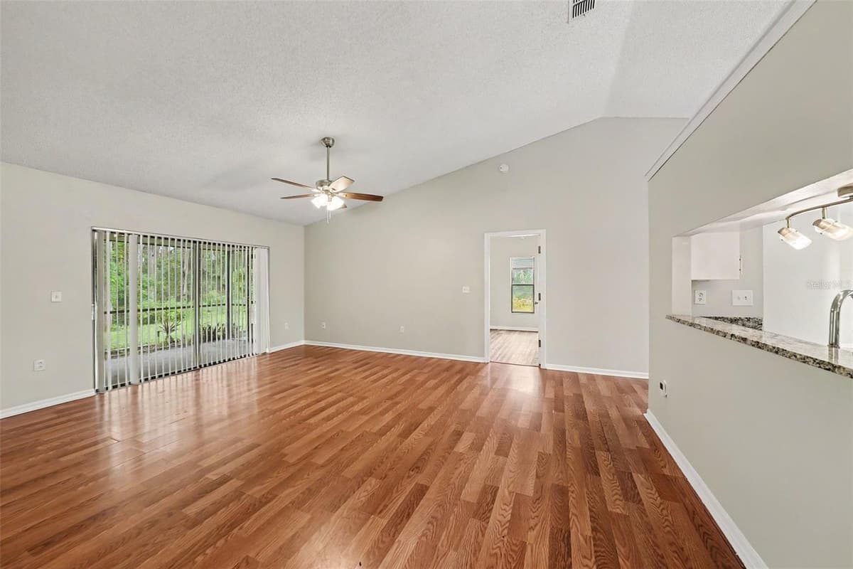 8116 MATTHEW DRIVE — photo 4 of 15