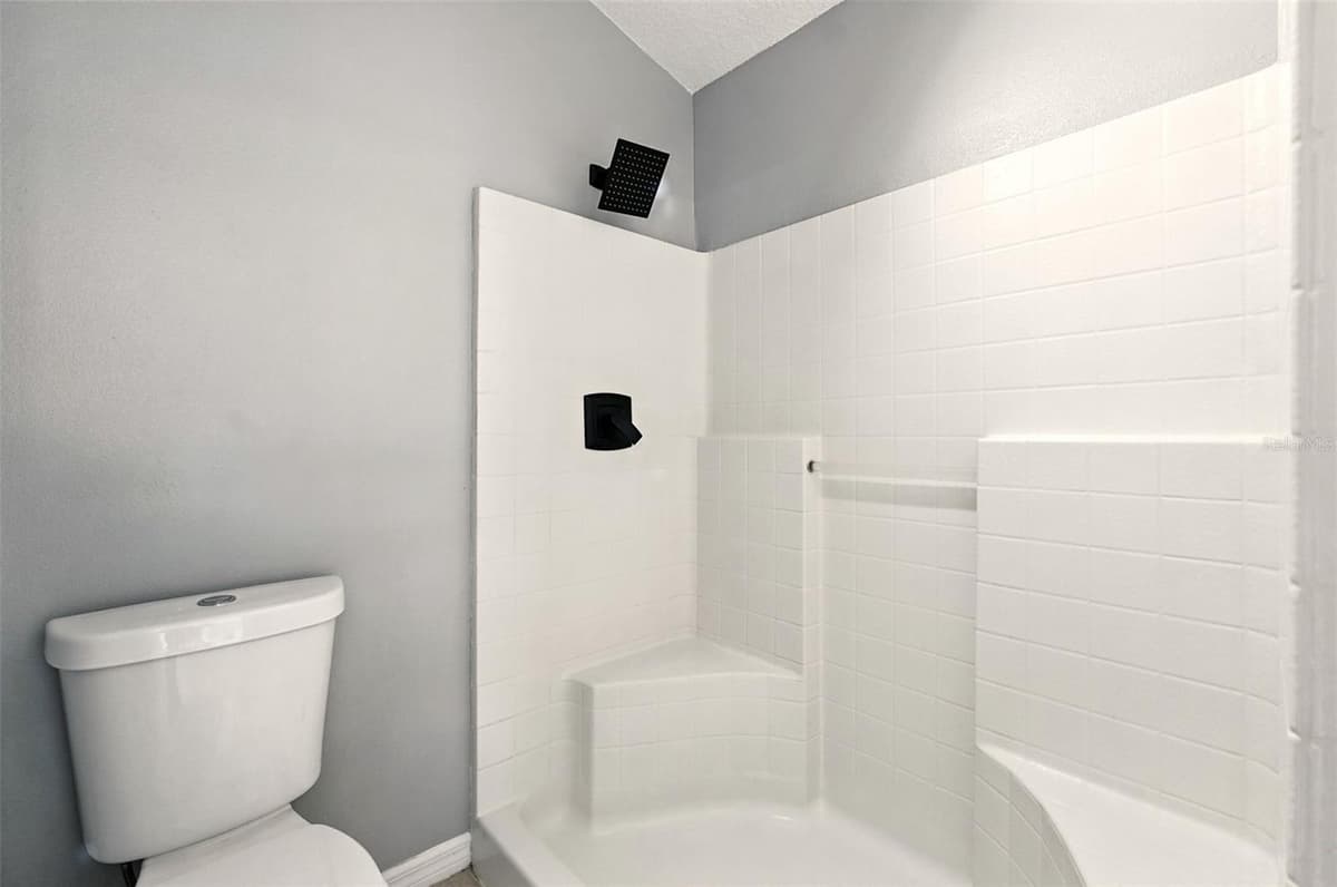 460 MARTIGUES DRIVE — photo 28 of 39