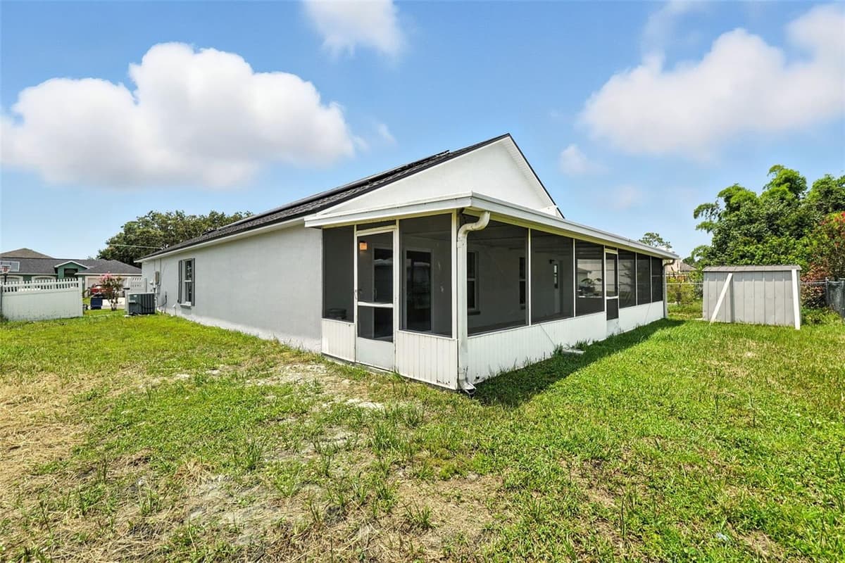 460 MARTIGUES DRIVE — photo 36 of 39