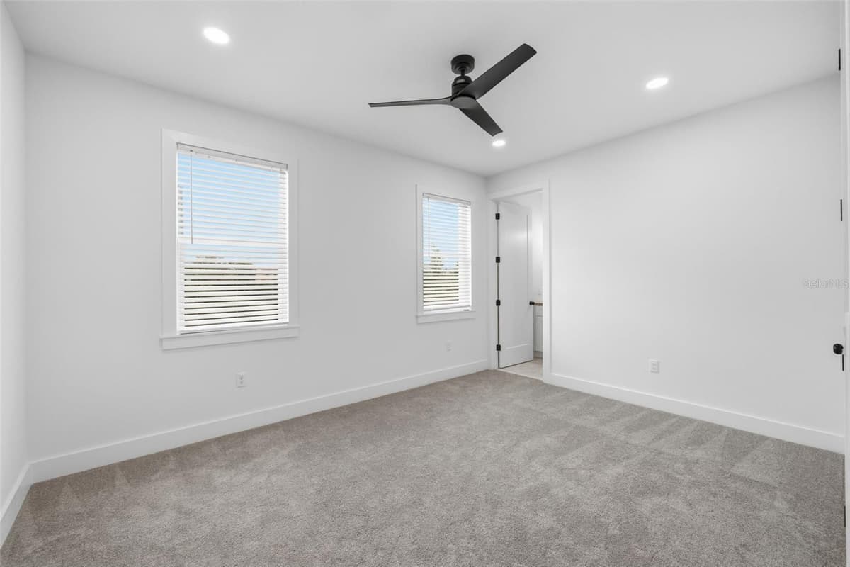 2138 NASSAU STREET — photo 20 of 23