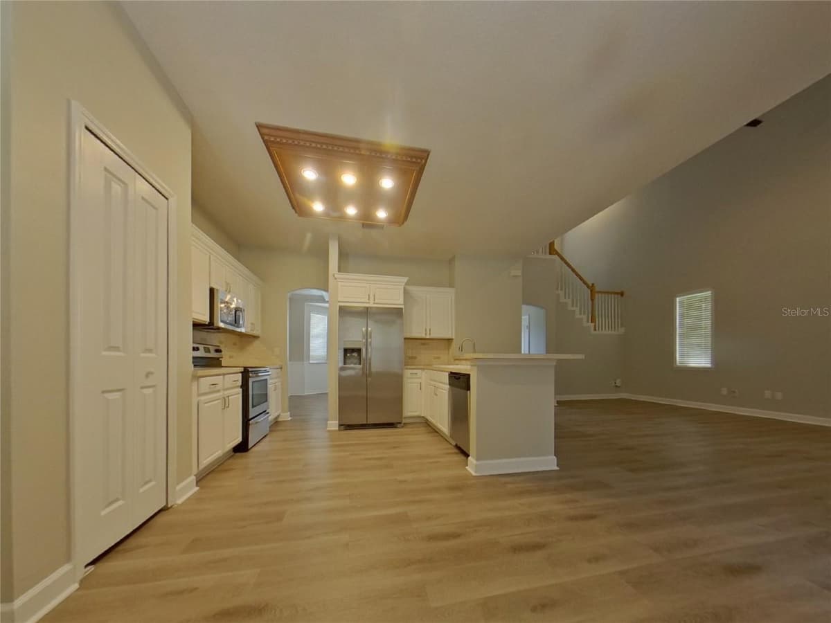 1055 GOLF POINT LOOP — photo 5 of 15