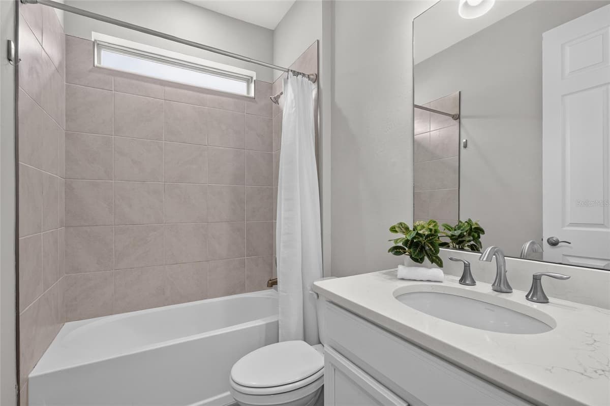 696 RAVELLO BOULEVARD — photo 36 of 87