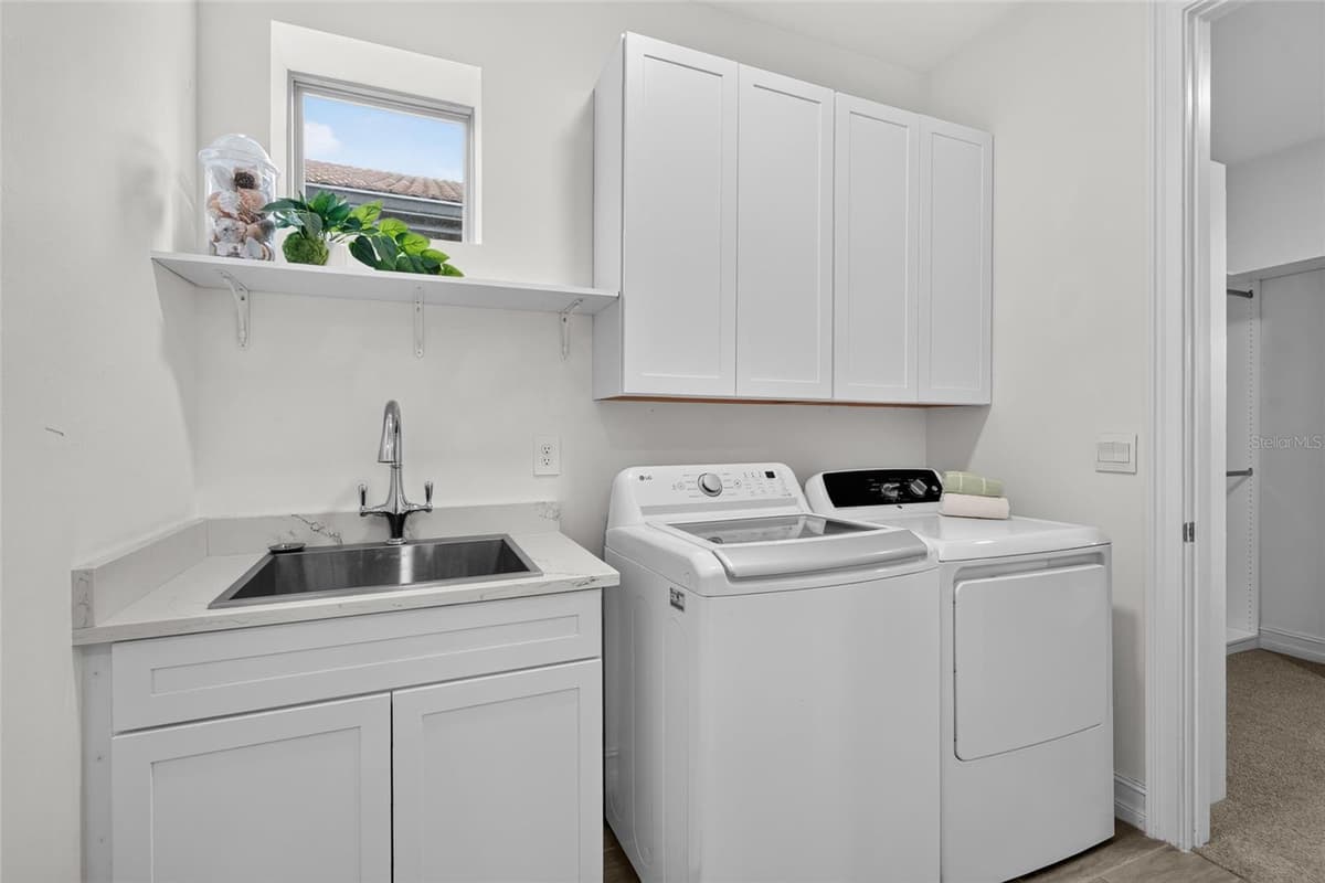 696 RAVELLO BOULEVARD — photo 43 of 87