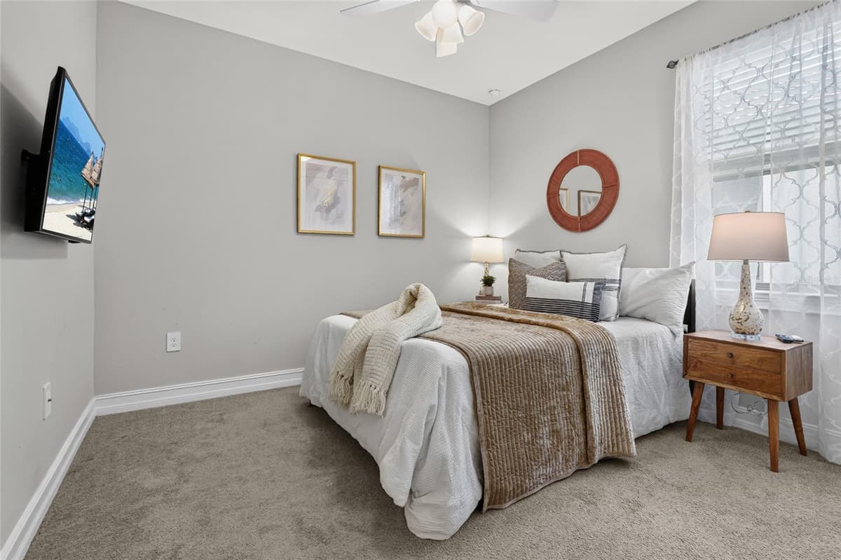 696 RAVELLO BOULEVARD — photo 37 of 87