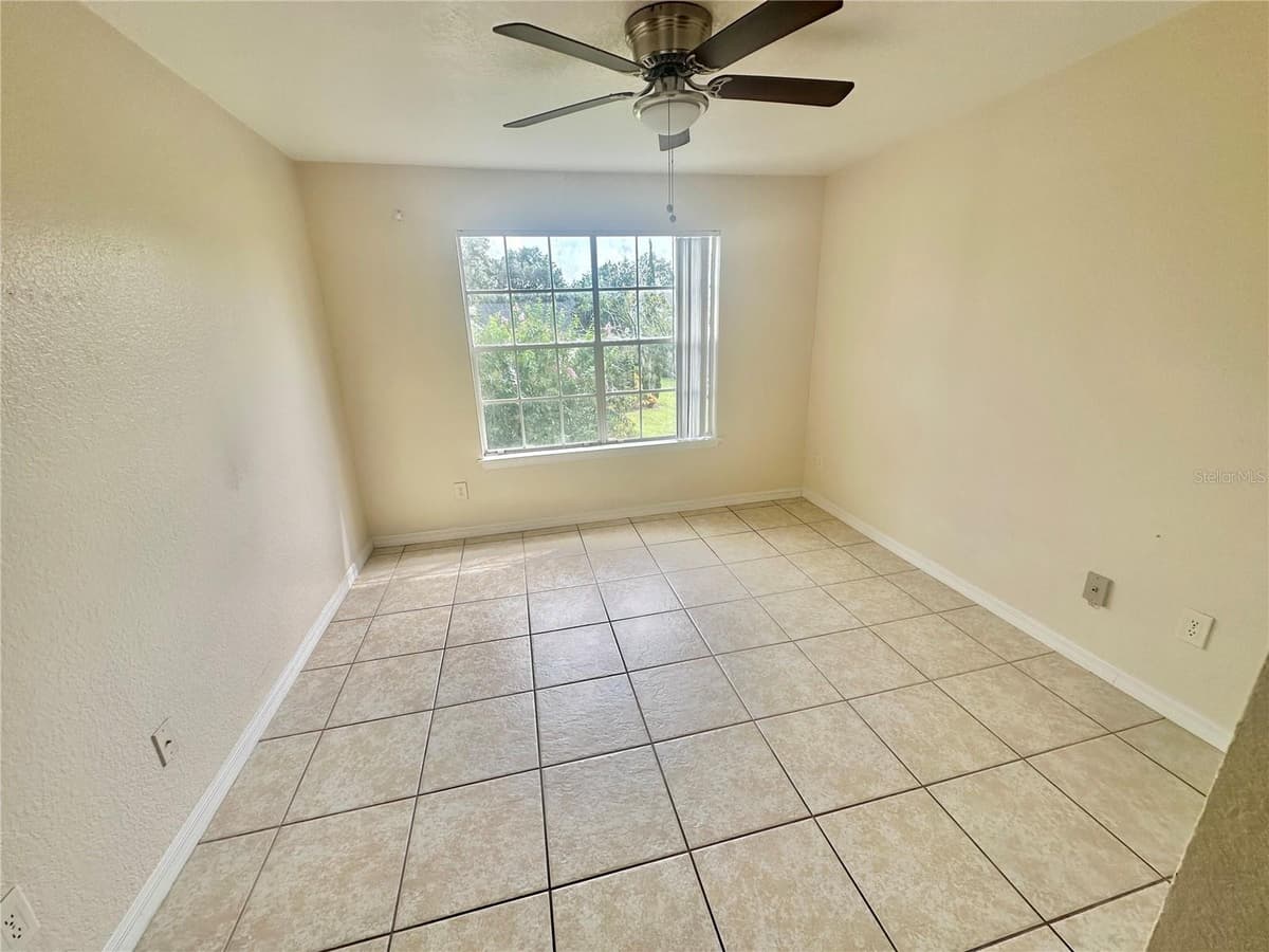 2550 ALAFAYA TRAIL — photo 10 of 18