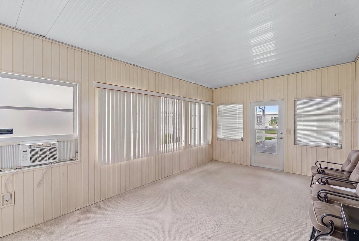 808 53RD AVENUE — photo 20 of 32