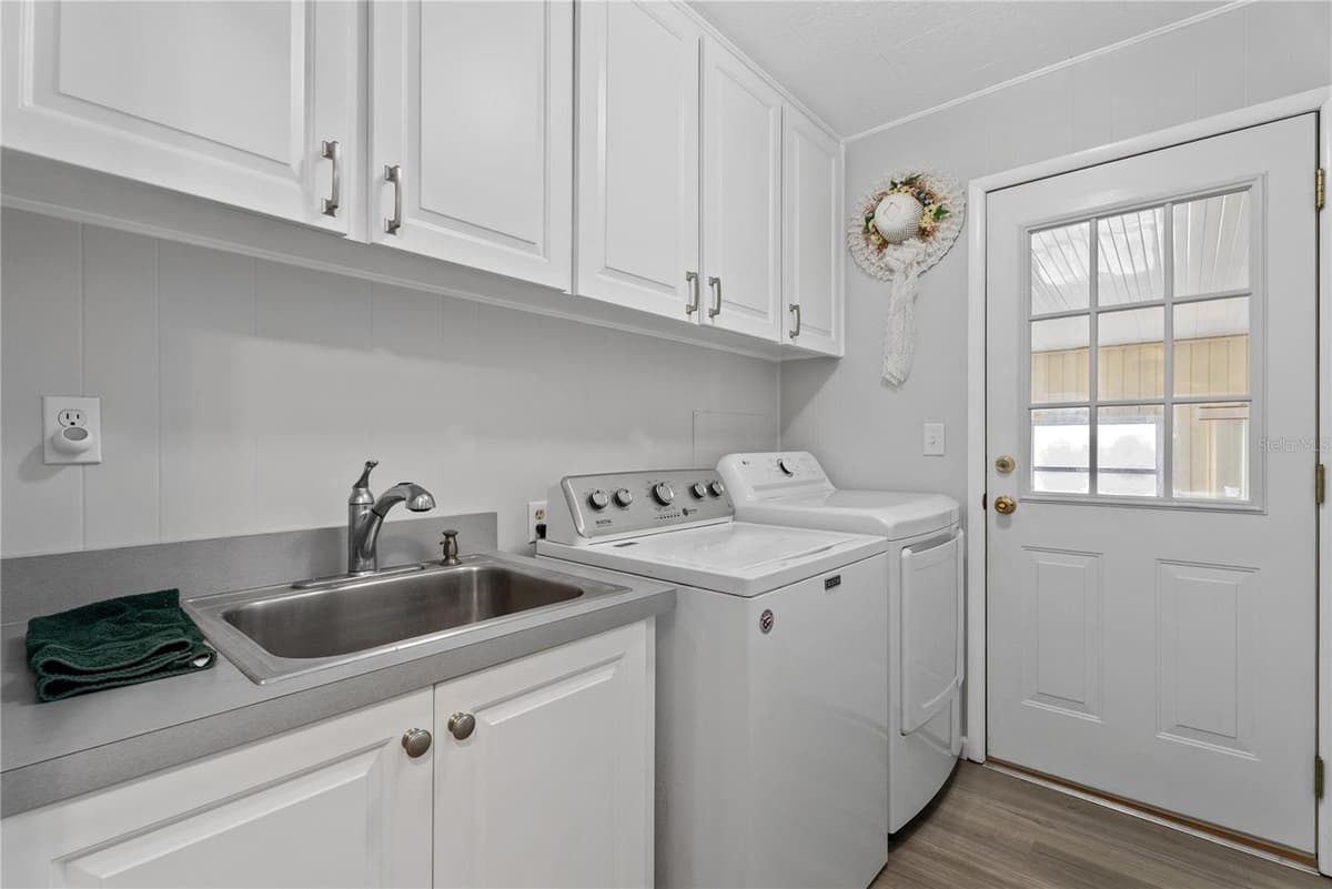 808 53RD AVENUE — photo 19 of 32