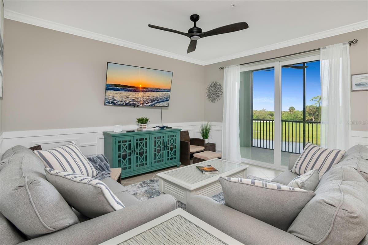 14051 HERITAGE LANDING BOULEVARD — photo 8 of 40