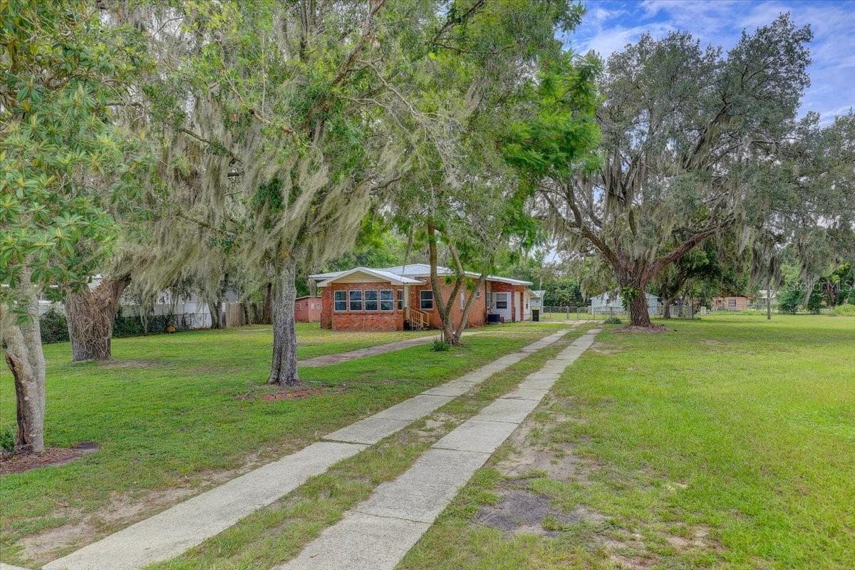 2557 K VILLE AVENUE — photo 31 of 45