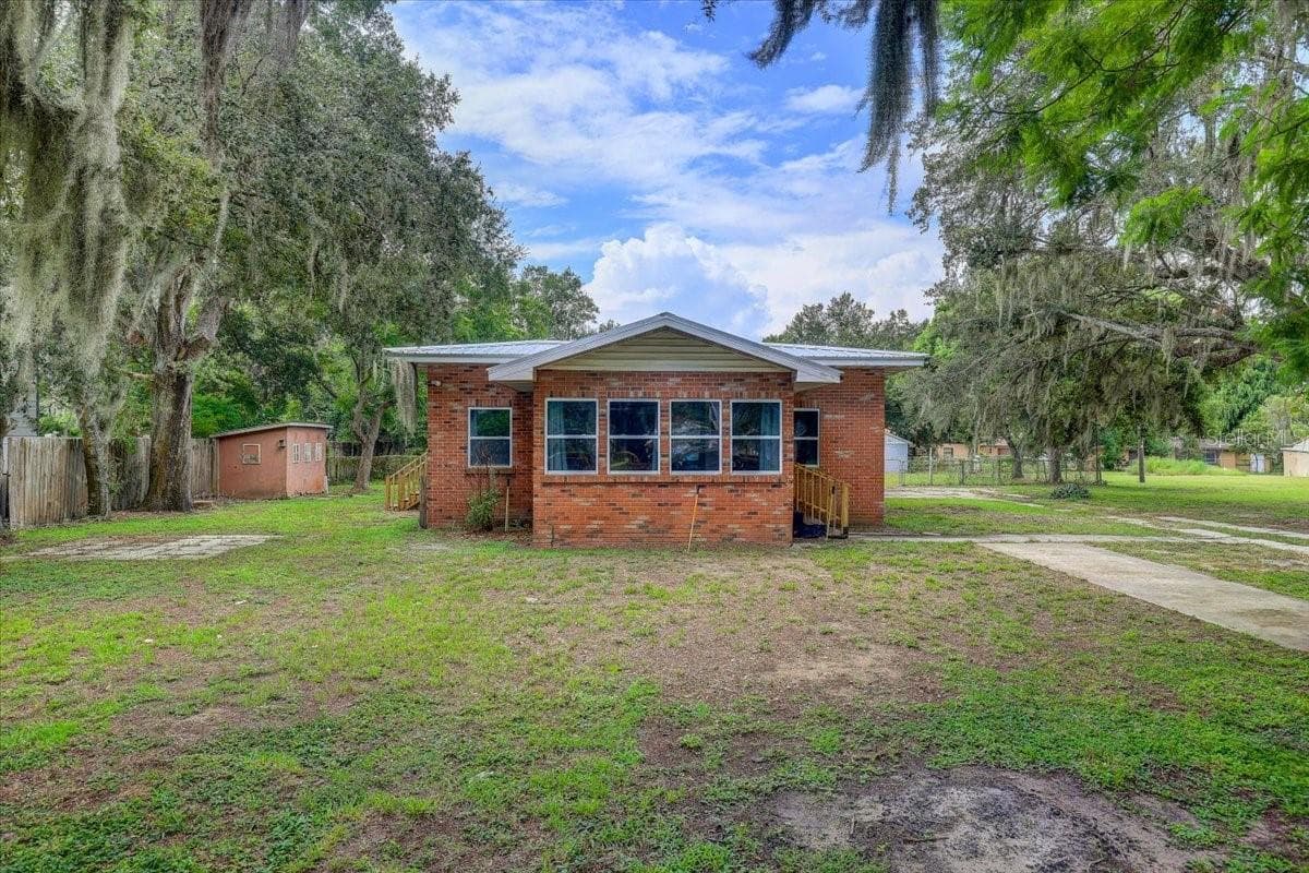 2557 K VILLE AVENUE — photo 33 of 45