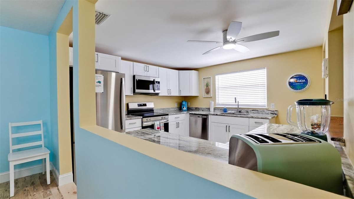 601 SAINT JUDES DRIVE — photo 6 of 34