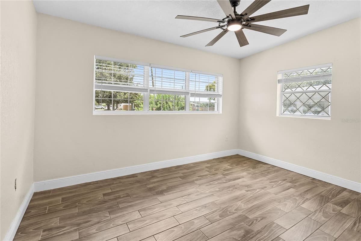 815 HIGHLAND DRIVE — photo 18 of 24