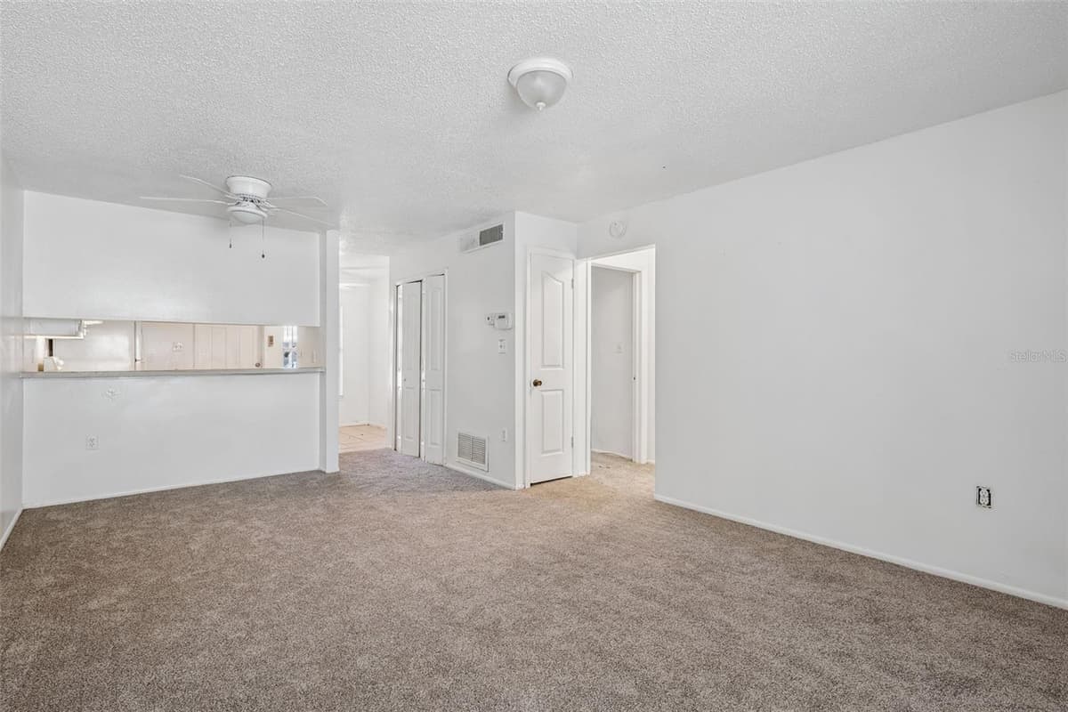 2869 WILLOW RUN — photo 7 of 17