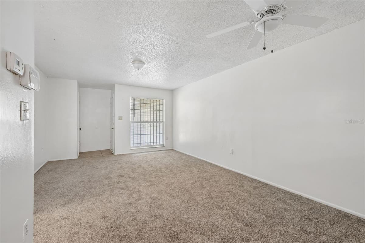 2869 WILLOW RUN — photo 5 of 17