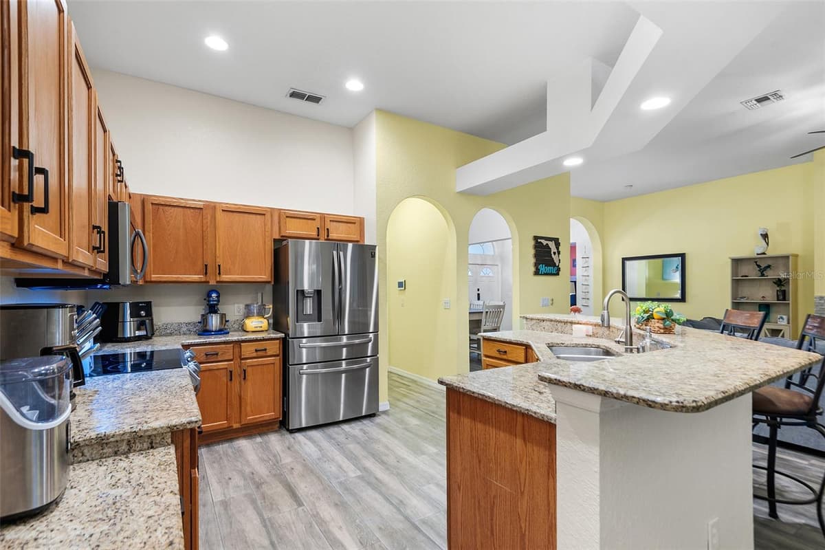 301 BIRKDALE STREET — photo 8 of 43