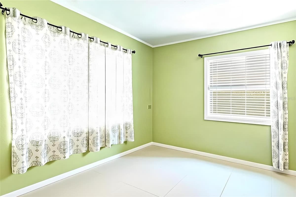 1645 HUNTINGTON STREET — photo 18 of 45
