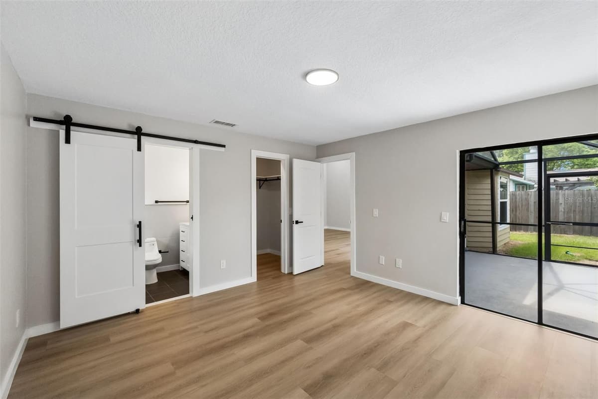 761 ROBINHOOD DRIVE — photo 14 of 41