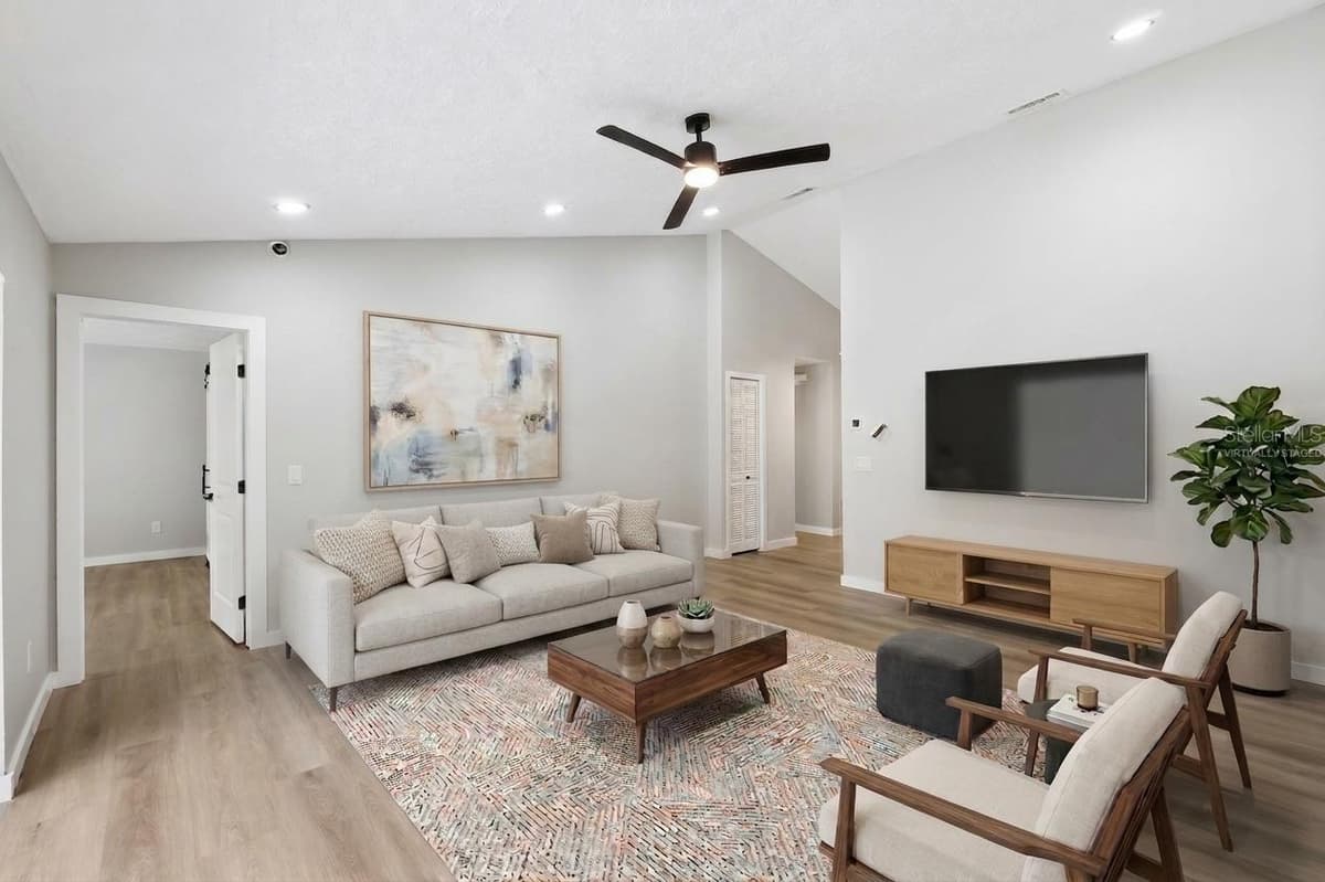 761 ROBINHOOD DRIVE — photo 10 of 41