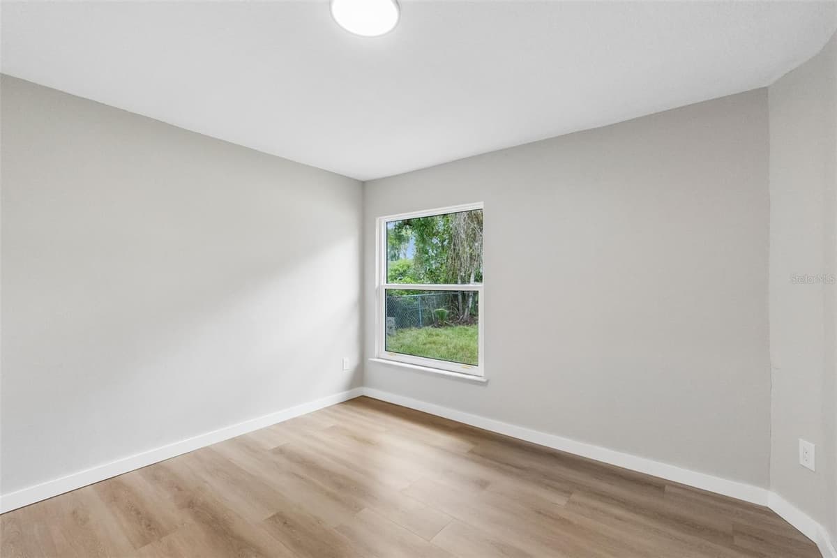 761 ROBINHOOD DRIVE — photo 20 of 41