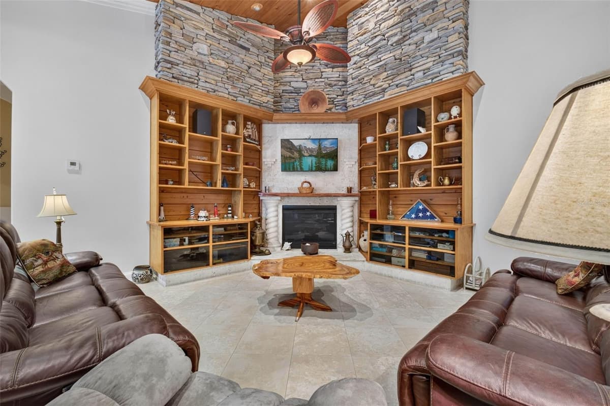 13342 LAKE YALE ROAD — photo 18 of 100