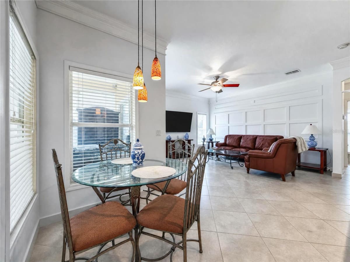 3505 FOREST PARK DRIVE — photo 10 of 59
