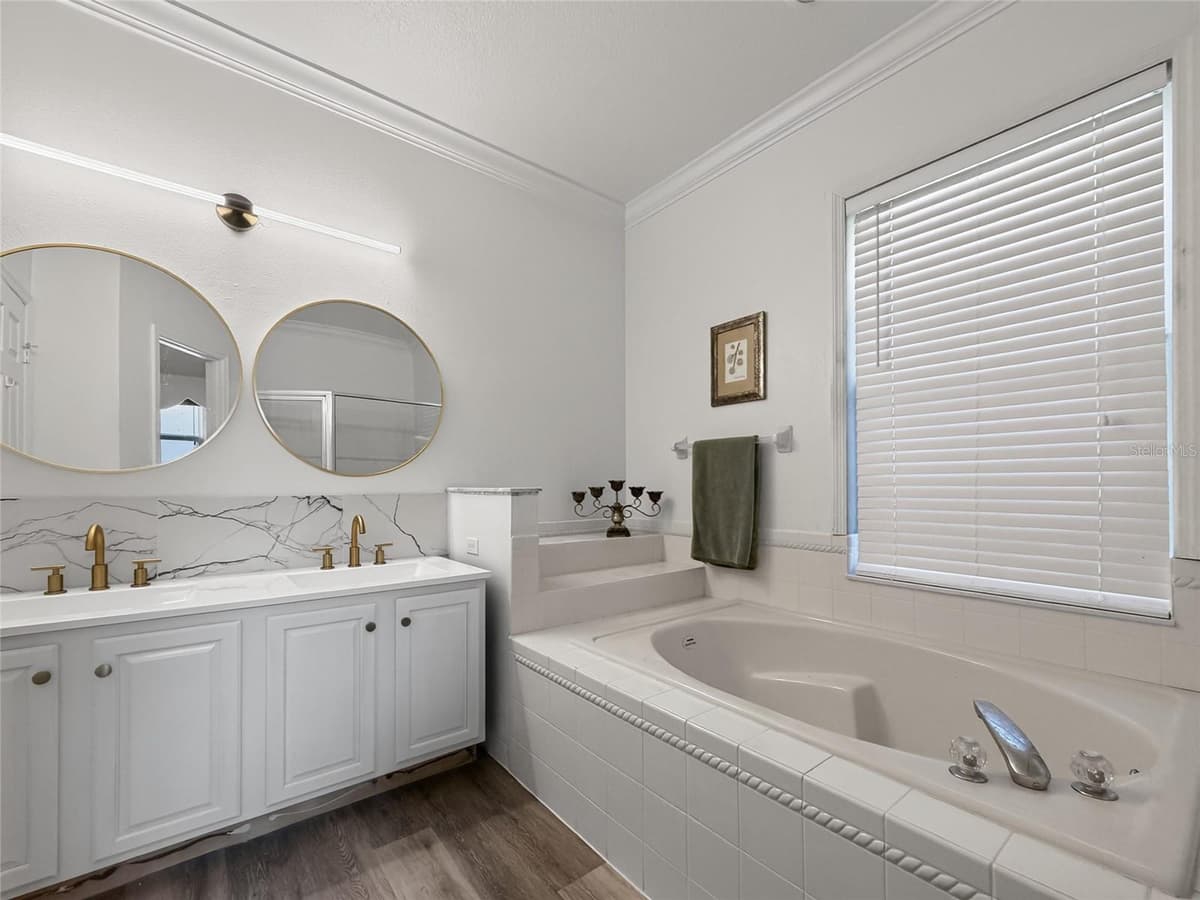 3505 FOREST PARK DRIVE — photo 19 of 59